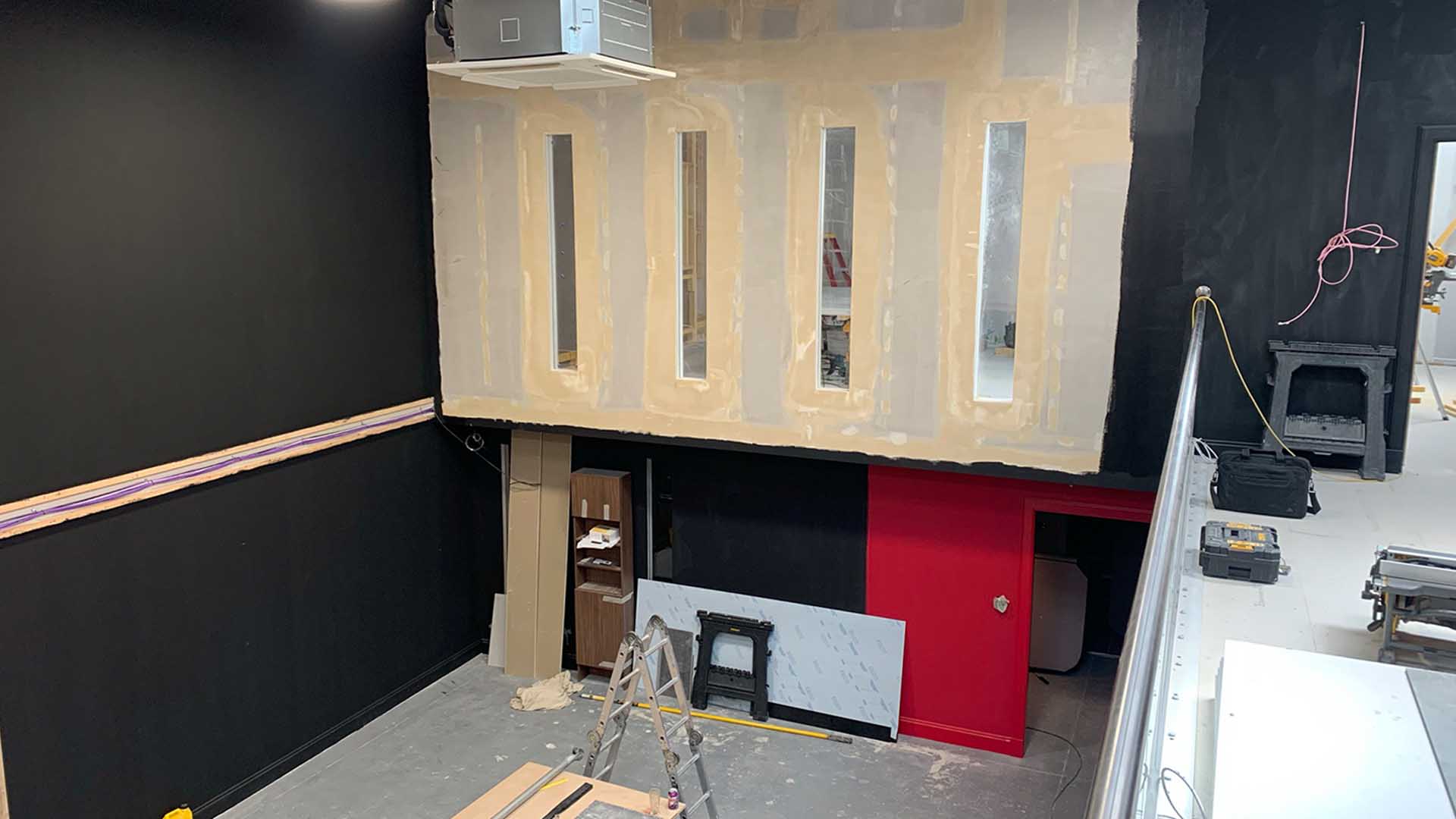 Build phase — equipment placement